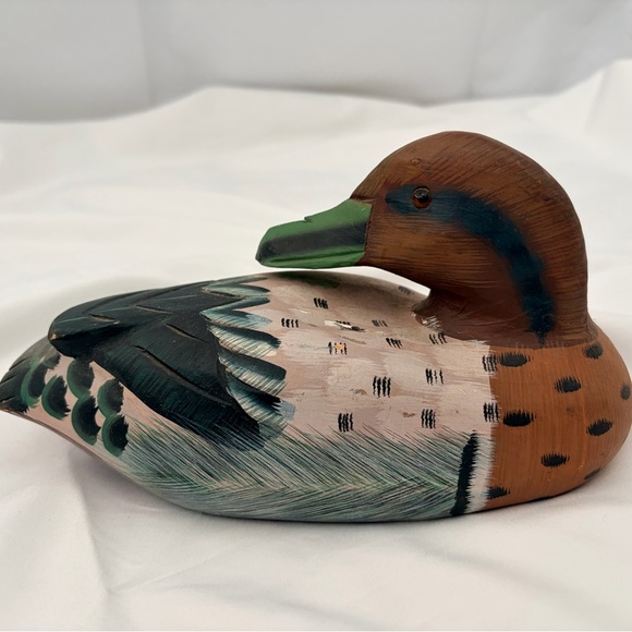 Hand-Painted Wooden Duck Wall Decor - Green and Brown - Picture 3 of 16